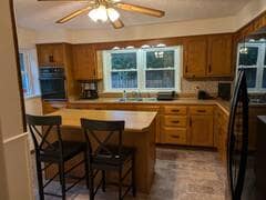 Building Photo - 157 Winding Way Dr