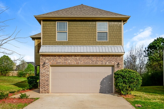 Building Photo - 436 Concord Terrace