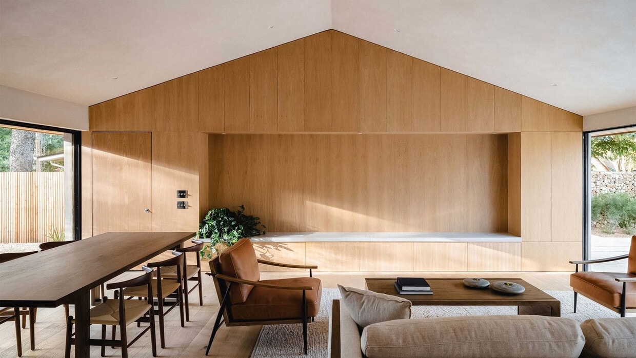 Primary Photo - 2708 Friar Tuck Ln