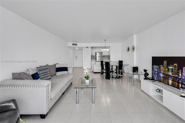 Foto del edificio - 2780 NE 183rd St