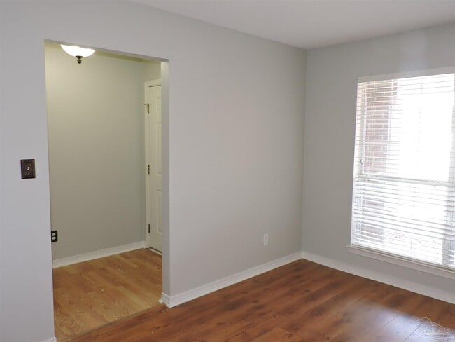 Building Photo - 5097 Chinook Ave