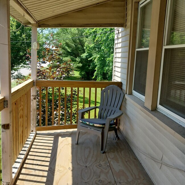 Building Photo - 1461 CT-85