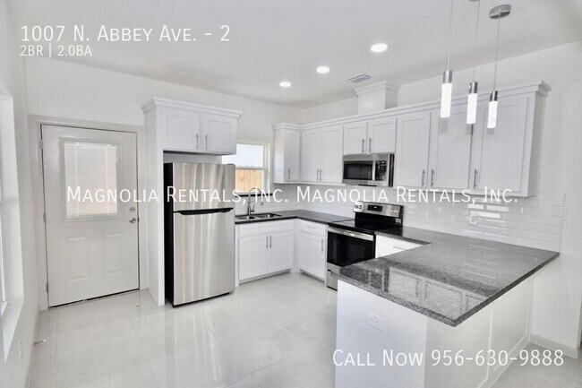 Foto del edificio - 1007 N Abbey Ave