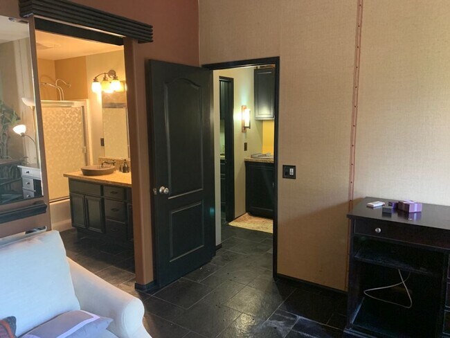 Foto del edificio - Furnished Studio in Harveston Community for Rent