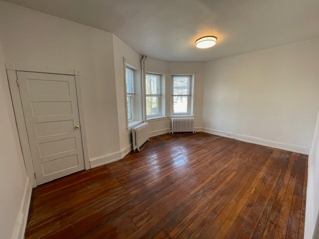 Dormitorio 1 - 224 Owen Ave