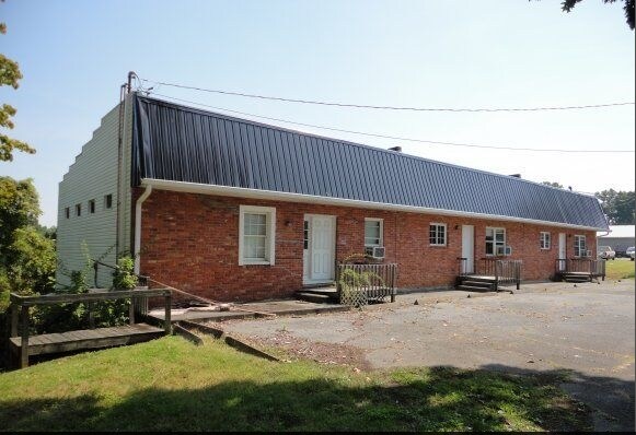 Primary Photo - 184 Lynn Rd