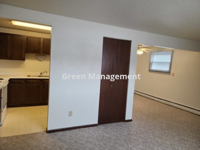 Building Photo - Heat Paid 2 Bedroom with Garage