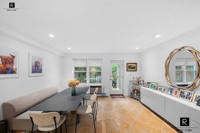 Foto del edificio - 487 W 22nd St