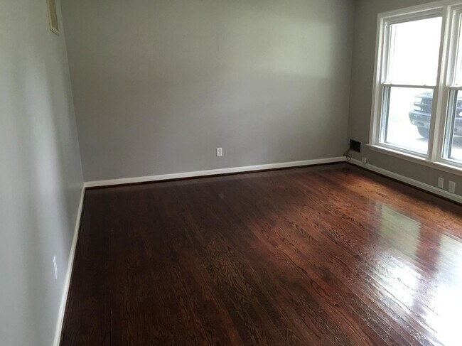 Building Photo - 2902 Wallingford Ct