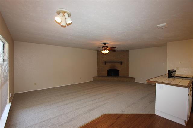 Building Photo - 110 W Way Dr