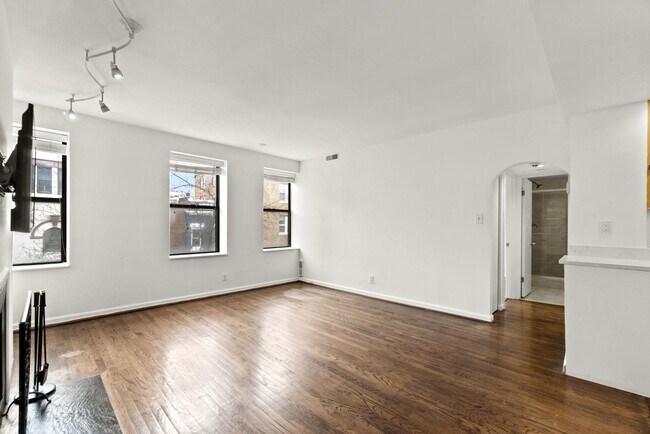 Foto del edificio - 1736 Willard St NW