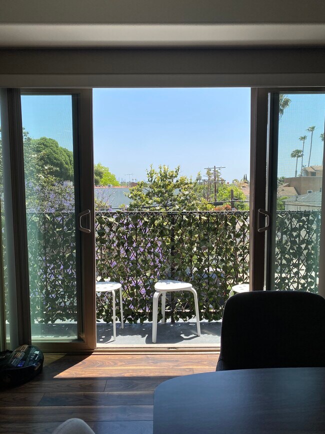BALCONY - 1537 S Holt Ave