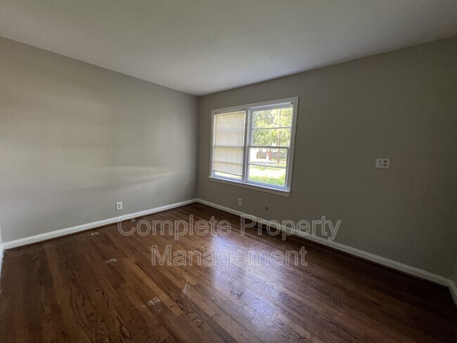 Foto del edificio - 603 Camp Ct