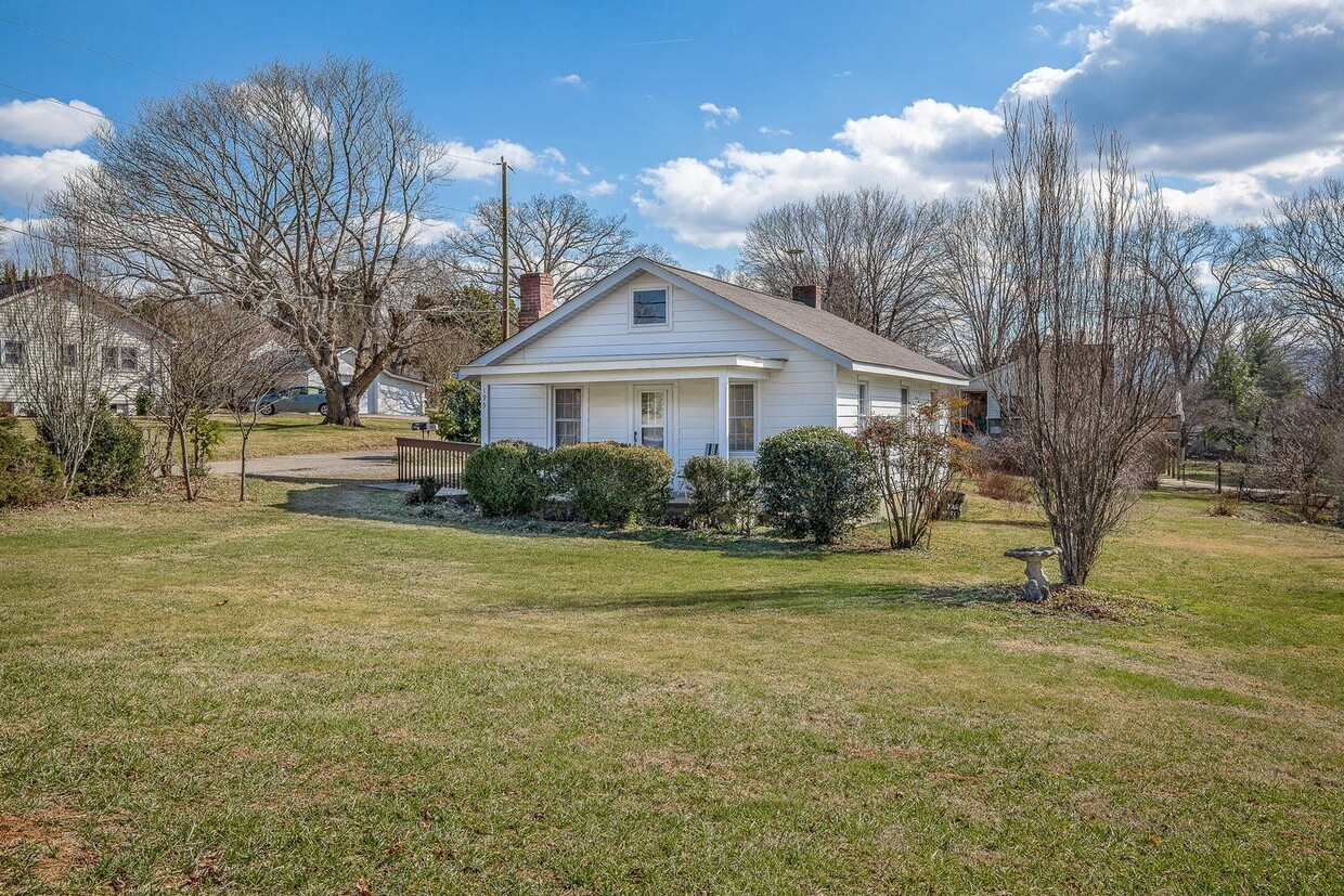 Foto principal - Adorable East Asheville House