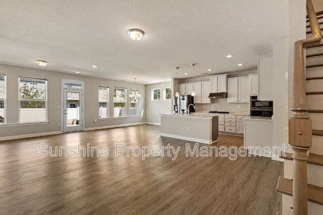 Building Photo - 235 McCormick Dr