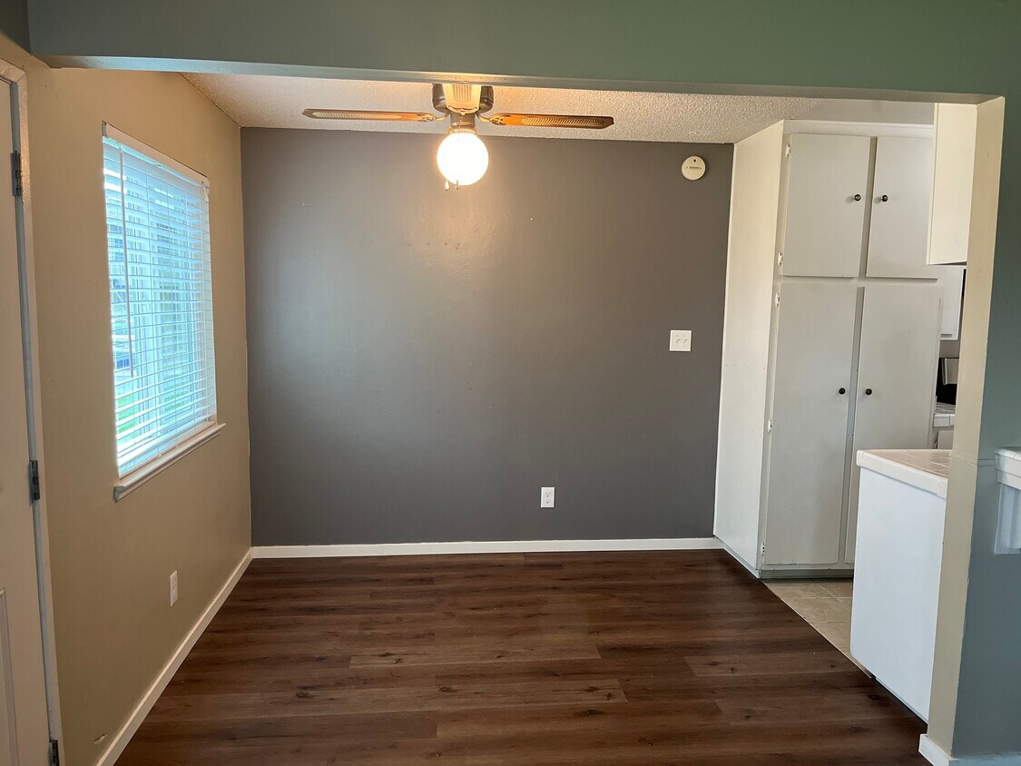 309 Harding Blvd Unit 2, Roseville, CA 95678 Condo for Rent in