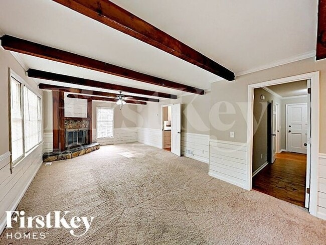 Foto del edificio - 2765 Rock Creek Dr
