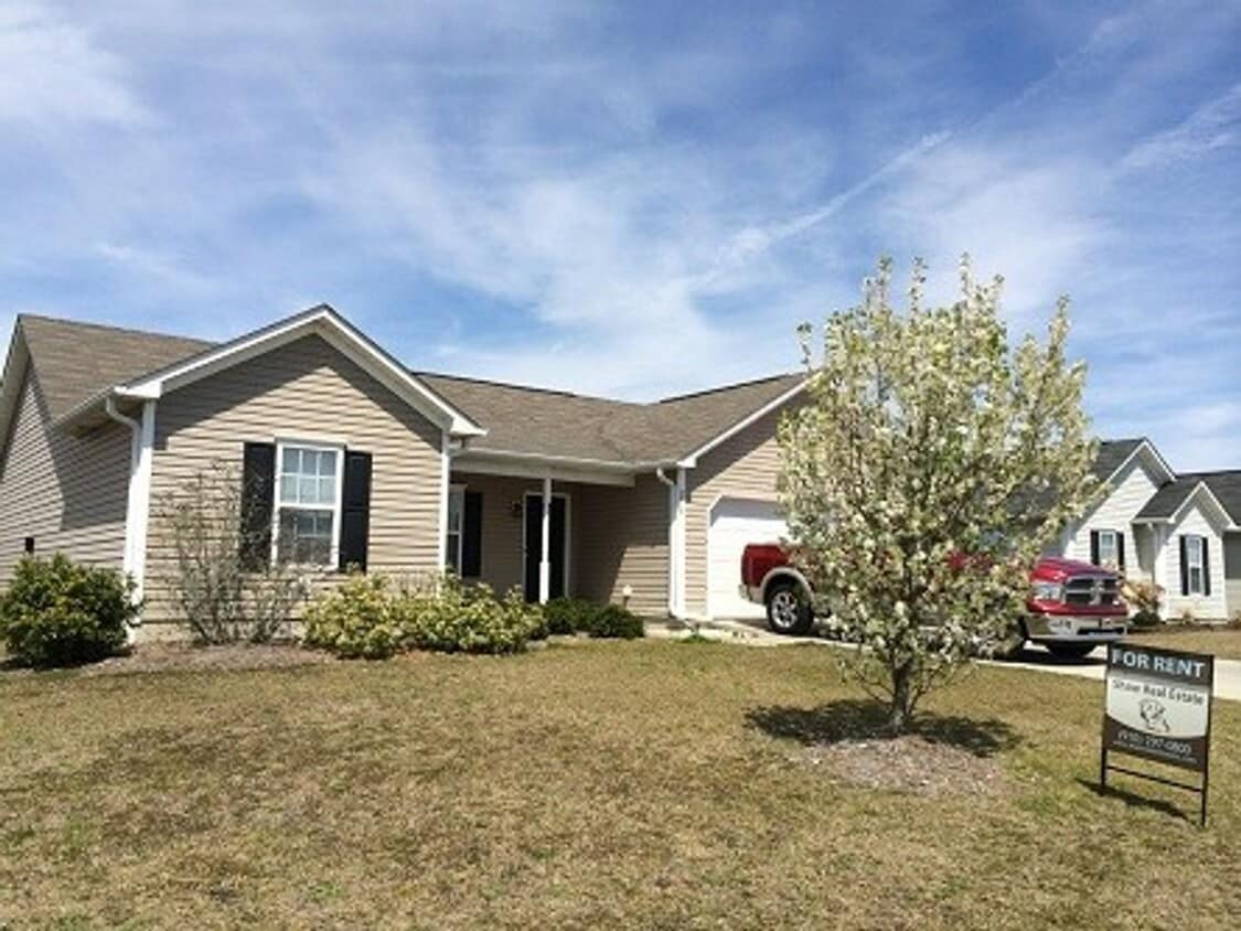 Primary Photo - 2817 Valor Dr