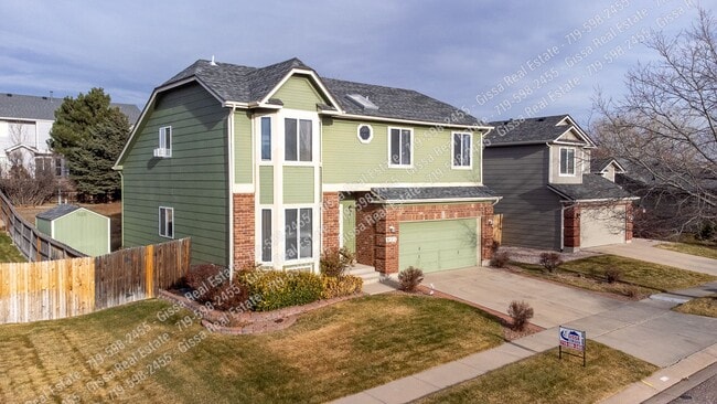 Photo - Beautiful home in Briargate Fairfax - D20 - ready to move in NOW!