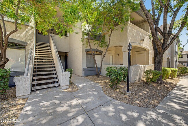 Building Photo - 15095 N Thompson Peak Pkwy