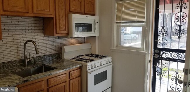 Building Photo - 64 Stemmers Run Rd