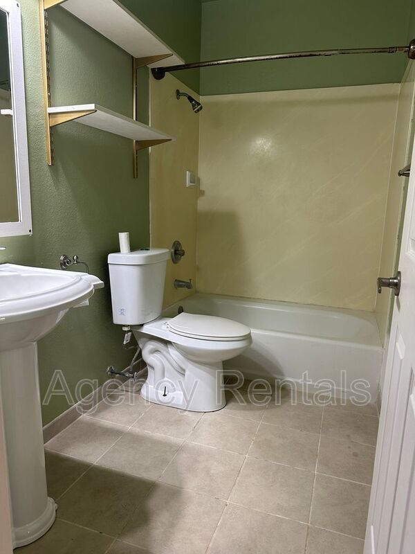 Building Photo - 91-1079 La'aulu St. 6/F