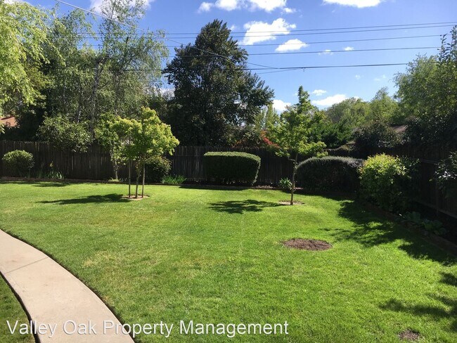 Foto del edificio - 3 br, 1 bath House - 1126 Wellesley