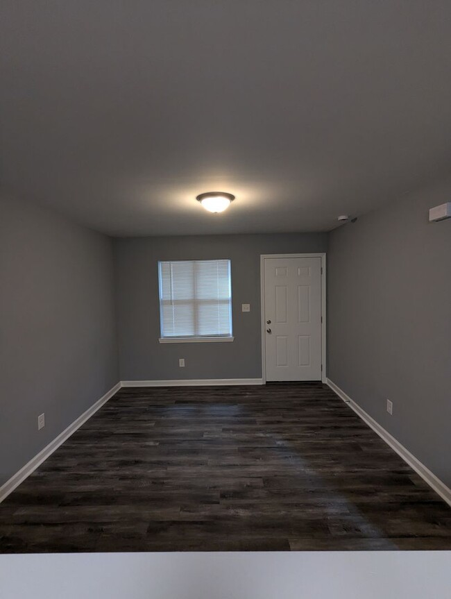 Interior Photo - American Ave NE