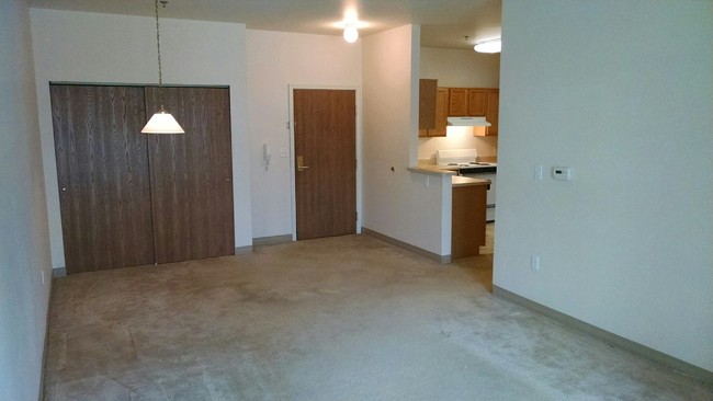 Dining room - West Manor Senior Apartments