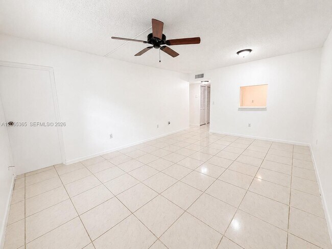 Building Photo - 4384 NW 9th Ave
