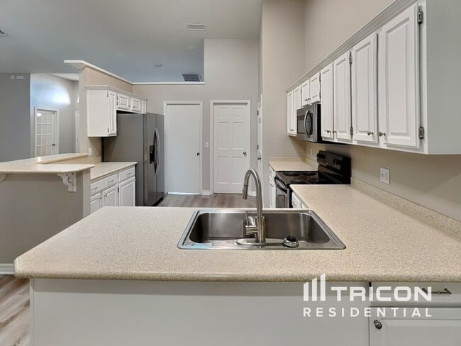 Building Photo - 958 Shriver Cir