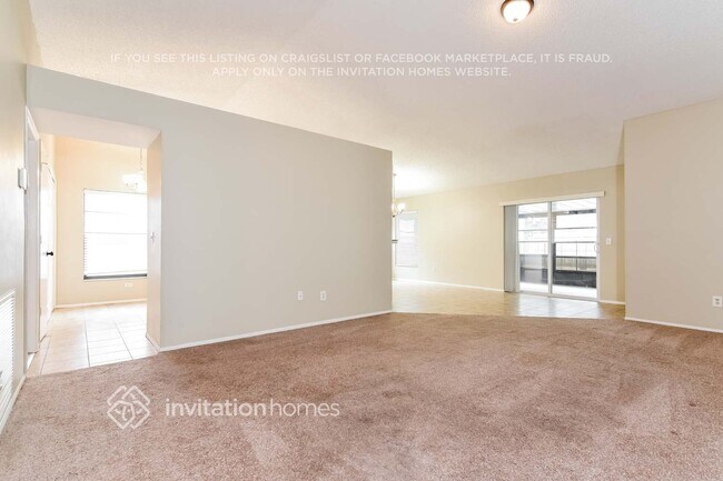 Foto del edificio - 11001 Kenbrook Dr