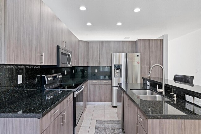 Foto del edificio - 15811 SW 48th Mnr