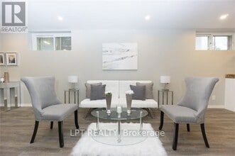 Building Photo - 358 Adelaide Ave E