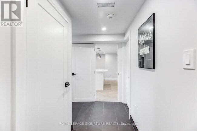 Building Photo - 16 Boem Ave
