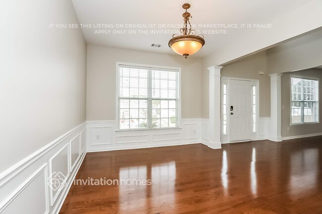 Foto del edificio - 3650 Elmendorf Cove NW