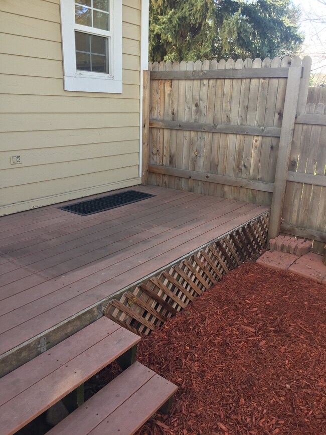 Foto del edificio - 9539 W Coal Mine Ave