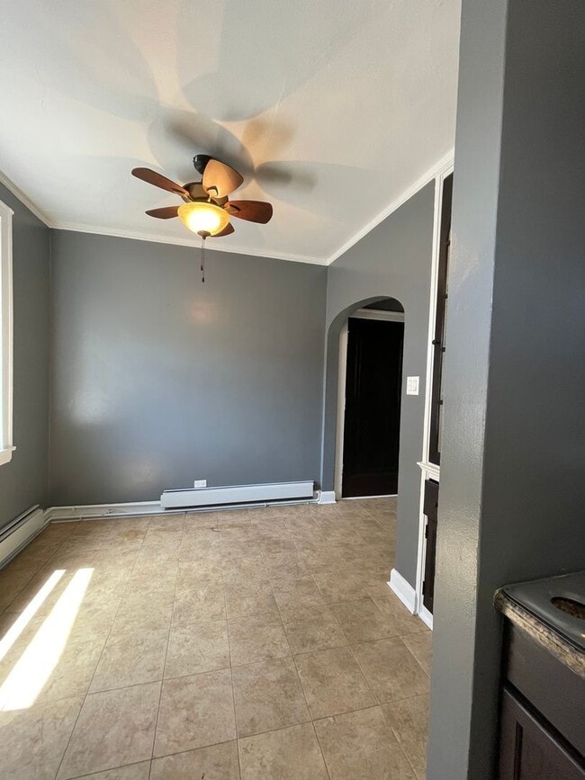 Building Photo - 5057 W Agatite Ave