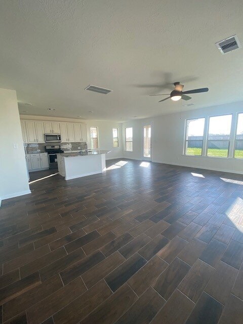 Foto del edificio - 4706 Abbey Manor Ln