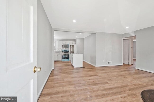 Foto del edificio - 7301 Oliver St