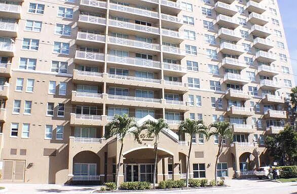 Foto del edificio - 2665 SW 37th Ave