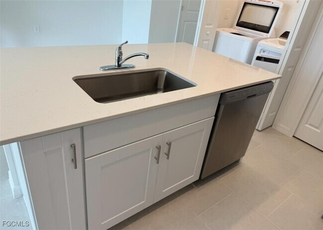 Building Photo - 4230 Caterina Ct