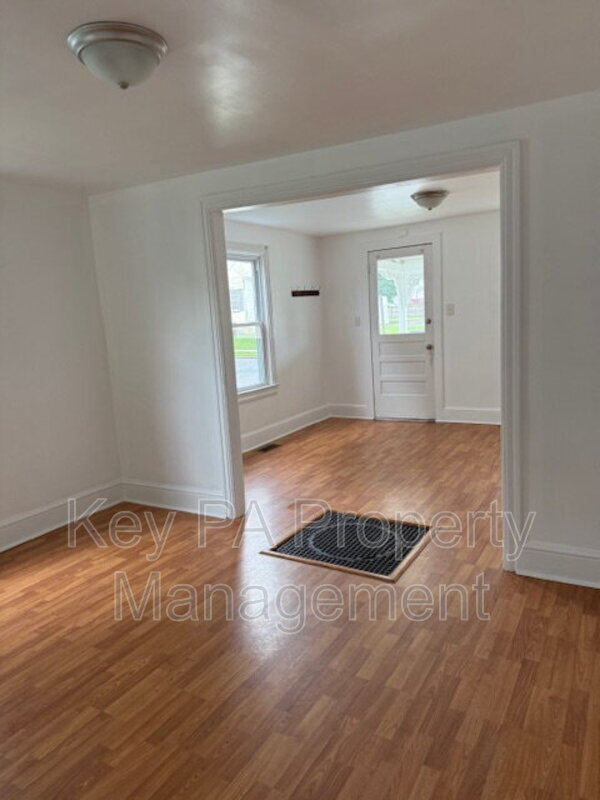 Foto del edificio - 471 Hodgson St