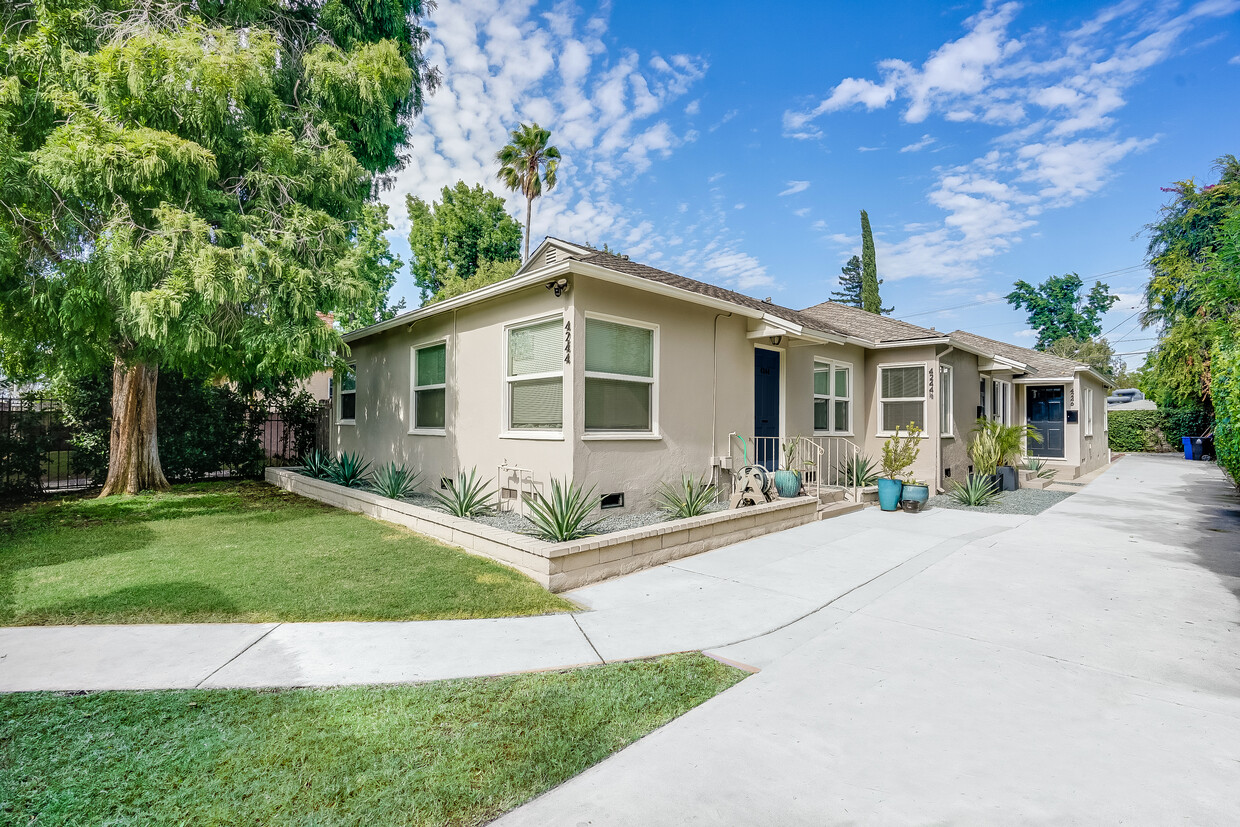 Welcome Home - 4244 Tujunga Ave