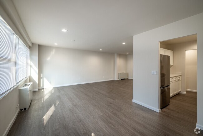 1 habitación, 1 baño, 860 pies cuadrados, área de comedor y sala de estar - Caldwell Terrace