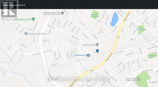 Building Photo - 10 Lagerfeld Dr