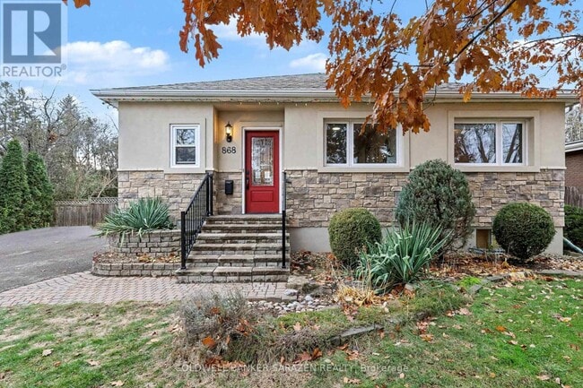 Building Photo - 868 Duberry St