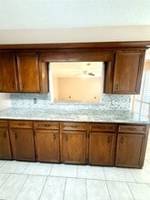 Building Photo - 14906 Brookpoint Dr