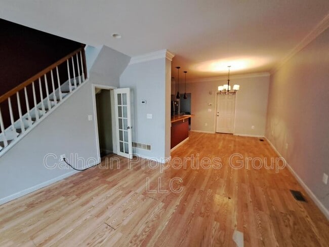 Building Photo - 2526 Druid Park Dr