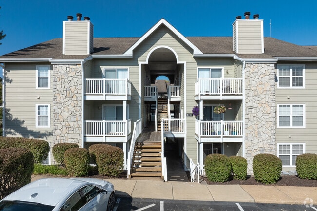 Foto del edificio - Bonhomme Village